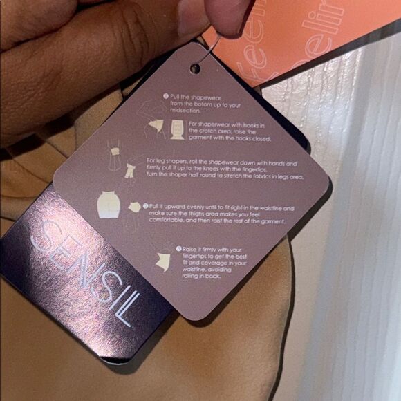 Shapewear Tummy Control Seamless Sculpting Hip Enhancer Body Shaper M/L NWT - Picture 9 of 12